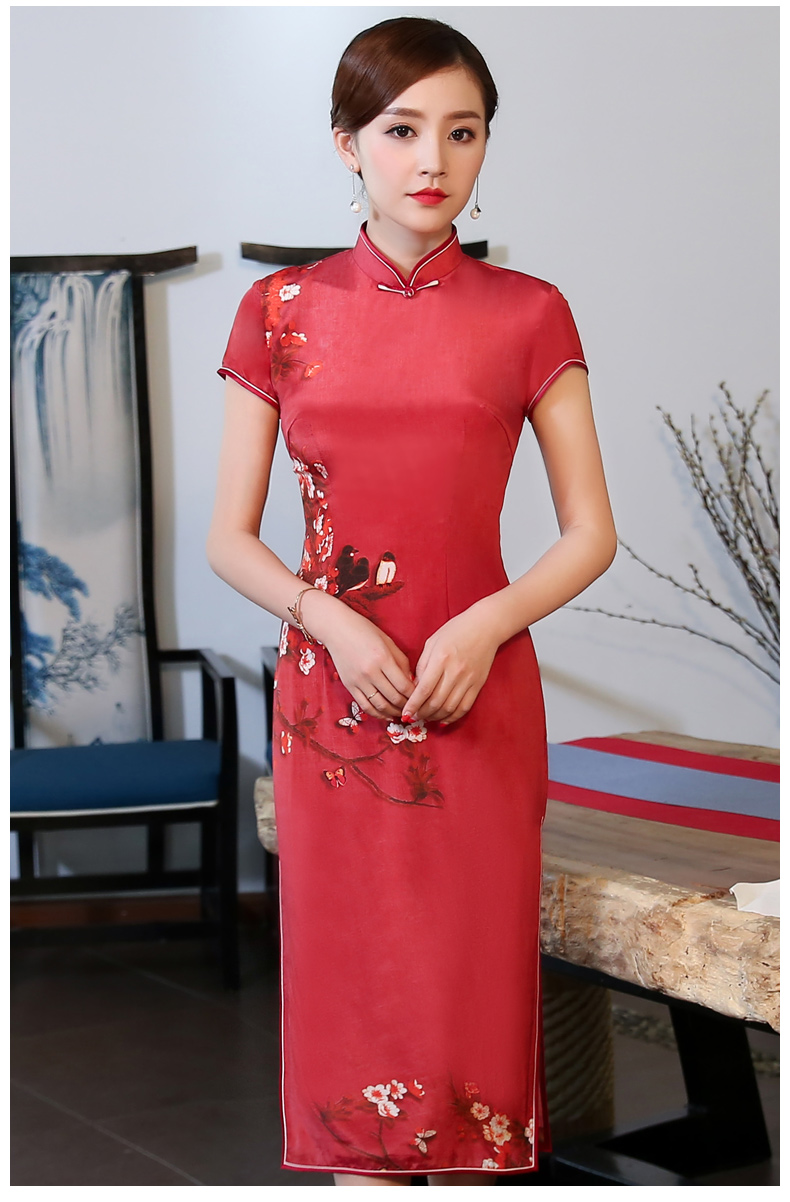 喜氣中國(guó)紅旗袍，耀眼的中國(guó)韻味美!