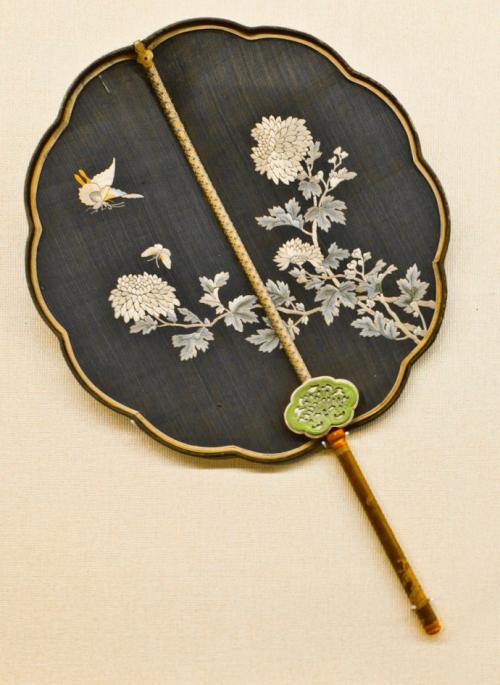 扇子輕搖，自古多風(fēng)雅！