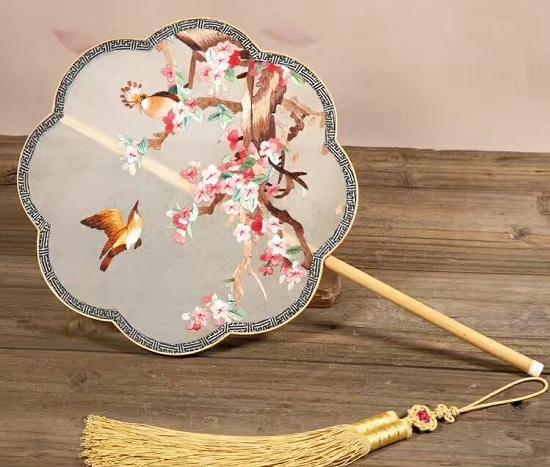 扇子輕搖，自古多風(fēng)雅！