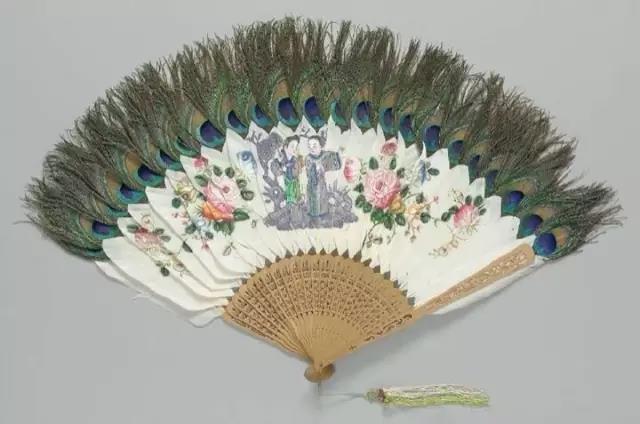 一把扇子風(fēng)情萬種：搖出最美的家佳樂文學(xué)！