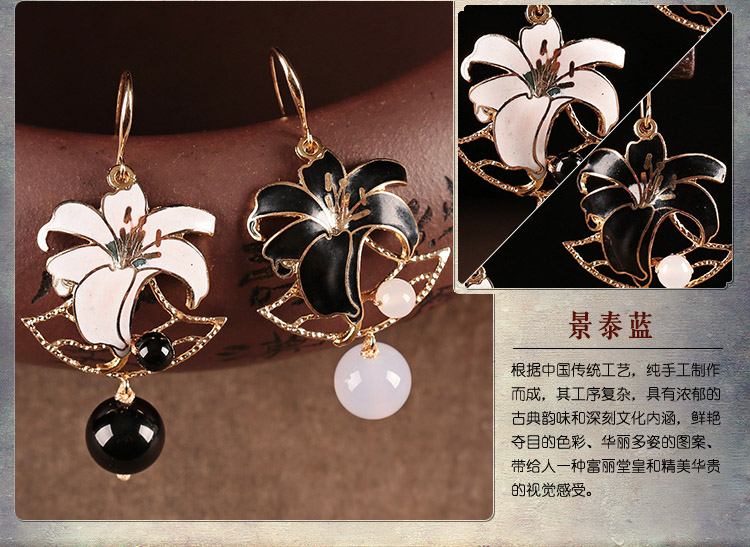 黑白百合花耳環(huán)，優(yōu)雅曼妙的首飾!
