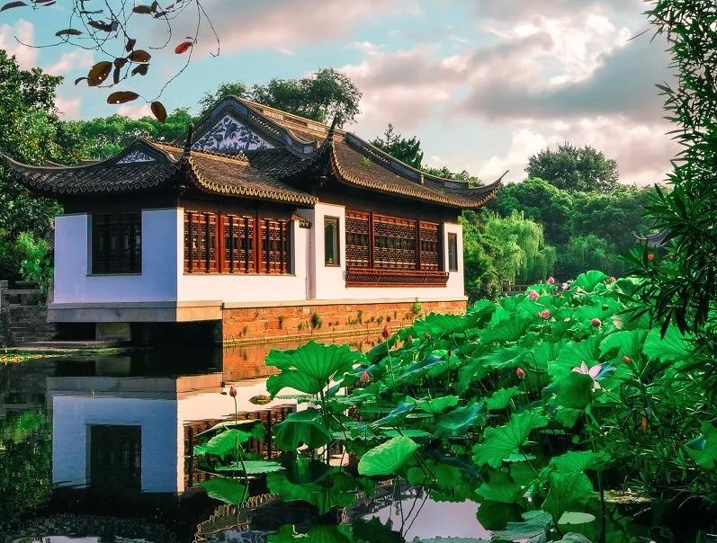 古鎮(zhèn)游玩，有一種說走就走的旅行