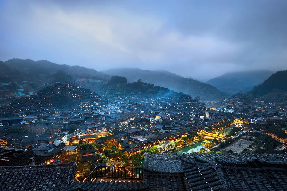 古鎮(zhèn)游玩，有一種說(shuō)走就走的旅行