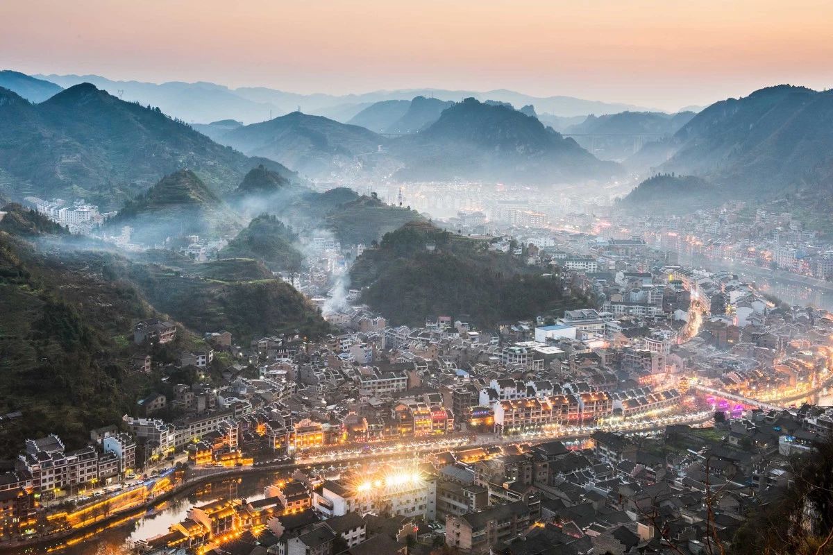 古鎮(zhèn)游玩，有一種說(shuō)走就走的旅行