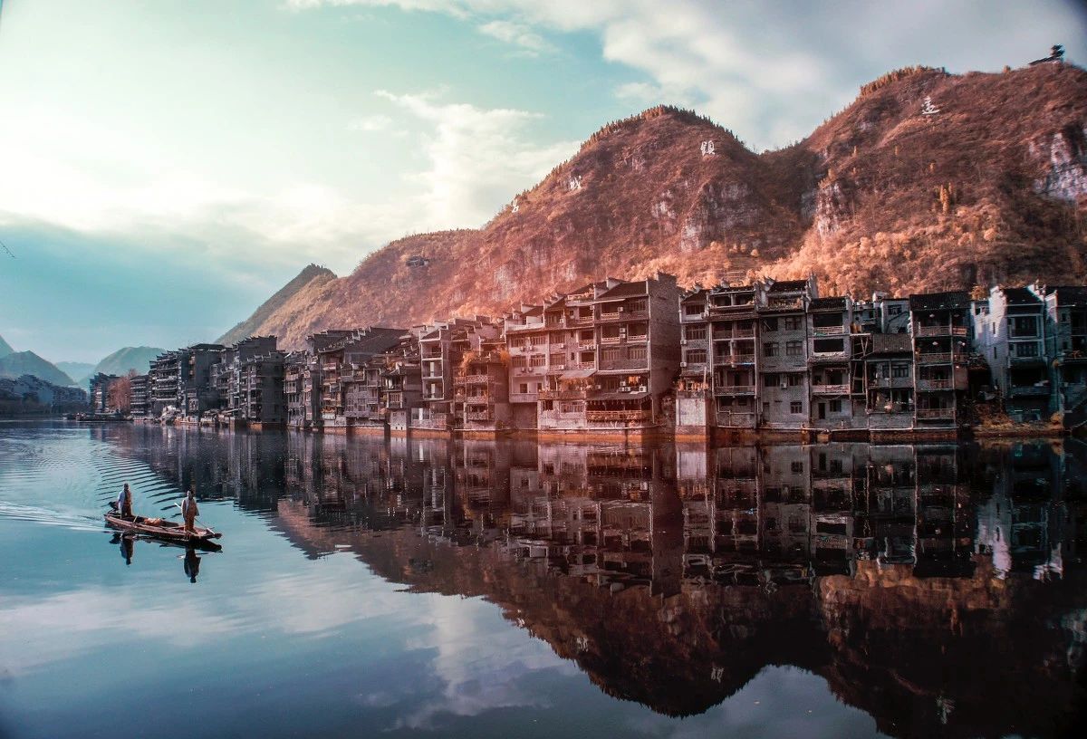 古鎮(zhèn)游玩，有一種說(shuō)走就走的旅行