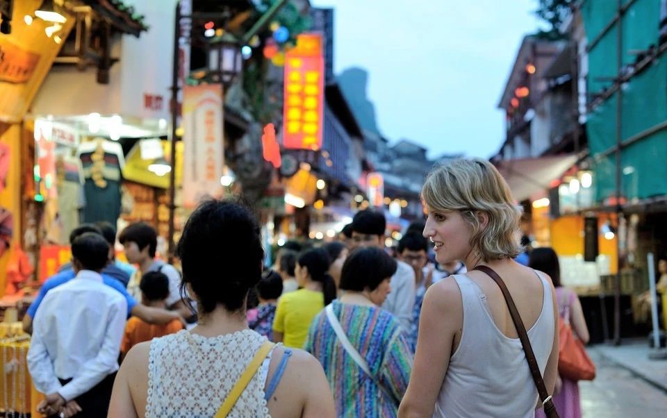 古鎮(zhèn)游玩，有一種說(shuō)走就走的旅行