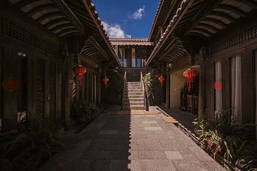 麗江·白馬里，千年古城化作最美背景