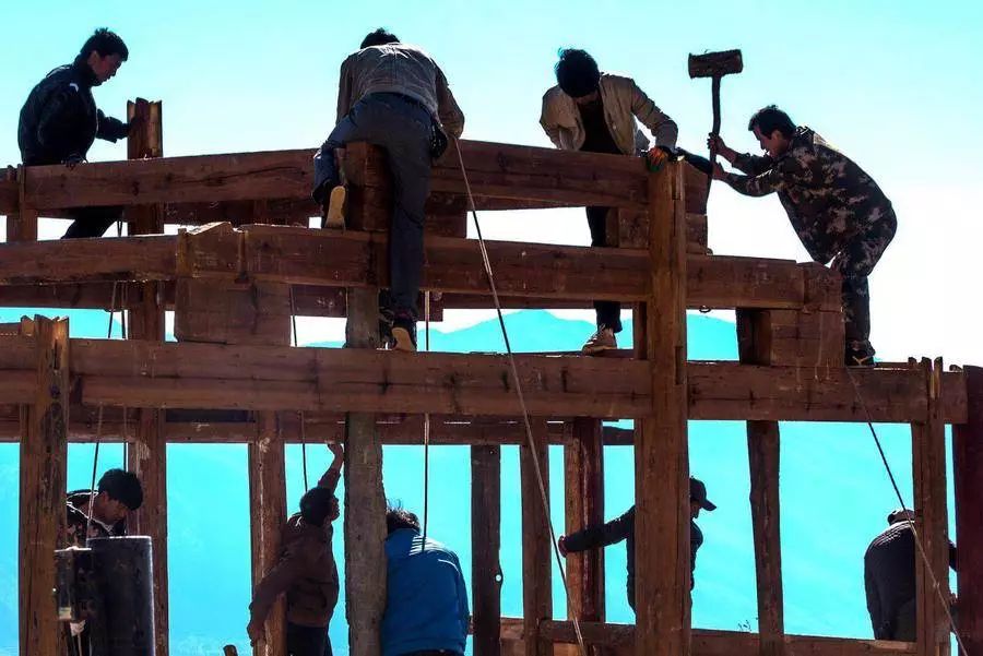 麗江·白馬里，千年古城化作最美背景