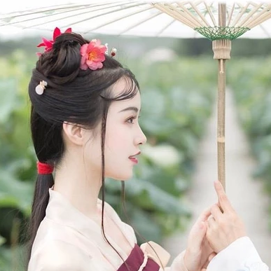 提籃采蓮女生頭像，唯美古風(fēng)真人頭像