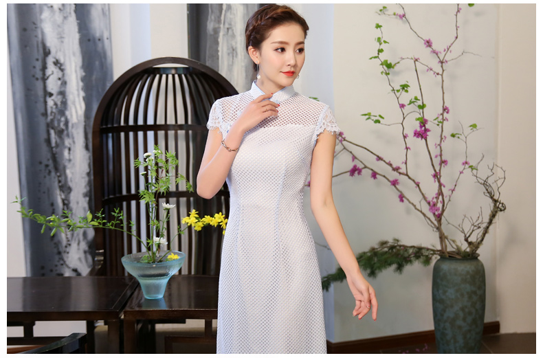 清爽伊人淡藍色旗袍，網狀鏤空旗袍裙