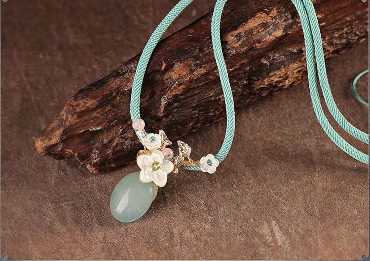 復古小清新項鏈:簡約脫俗森洗首飾