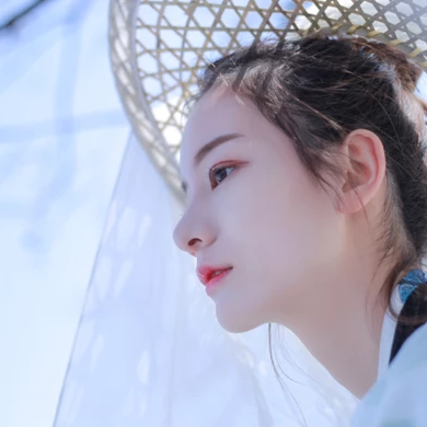 白衣斗笠古風(fēng)頭像，仙氣飄然迷人眼!