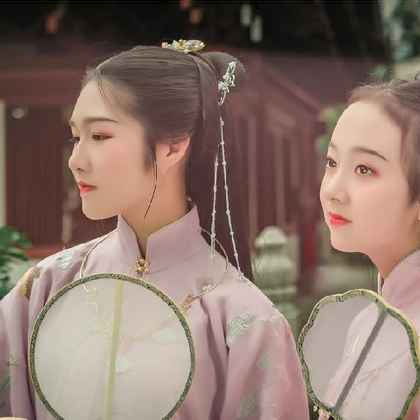 粉衣閨蜜古風(fēng)頭像，甜甜蜜蜜!