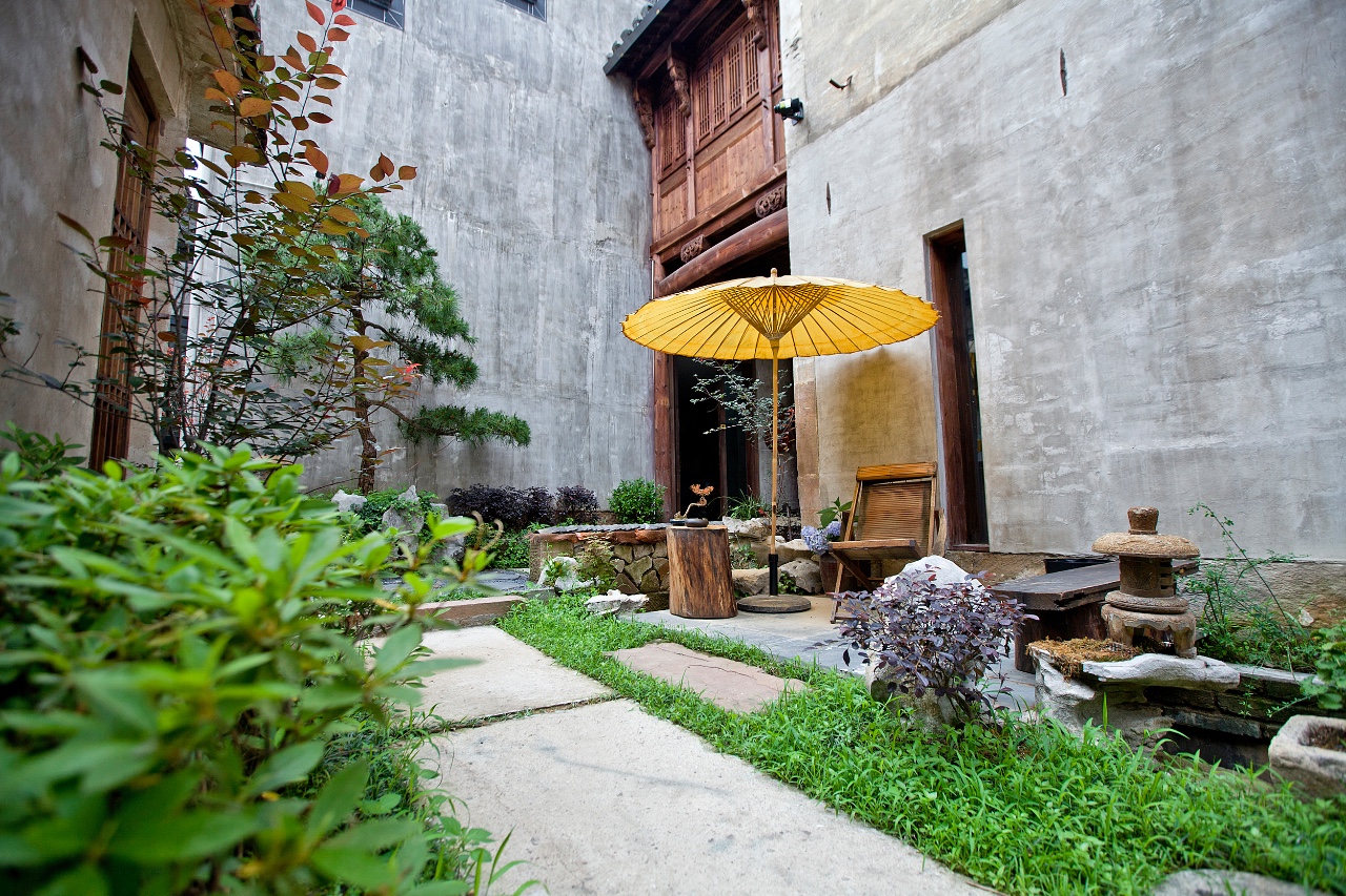 昱見·八號(hào)院，一幅意境悠遠(yuǎn)的江南水墨畫