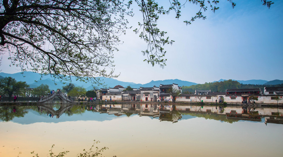 昱見·八號(hào)院，一幅意境悠遠(yuǎn)的江南水墨畫