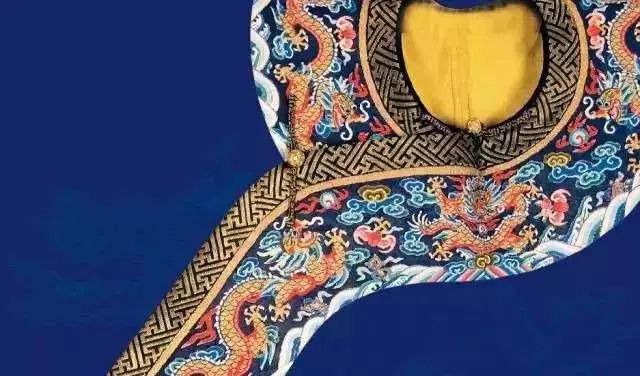宮中古裝的分類(lèi)：原來(lái)皇帝龍袍這么多講究
