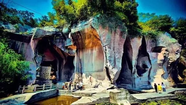 風景游玩攻略：11個絕美海島路線約嗎？