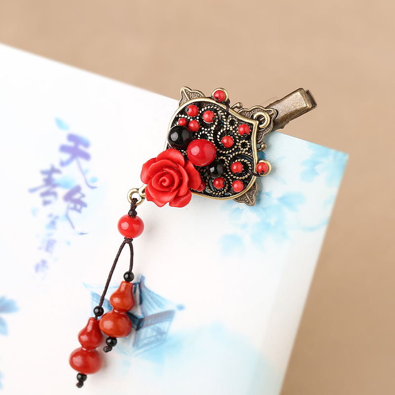 紅色雕漆復(fù)古頭飾，玫瑰花朵發(fā)夾