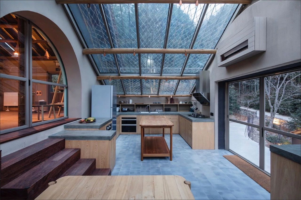 臨安·余來，讓生活重啟