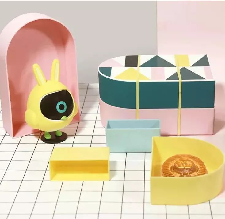 中秋月餅包裝設(shè)計(jì)，創(chuàng)意滿滿的包裝設(shè)計(jì)