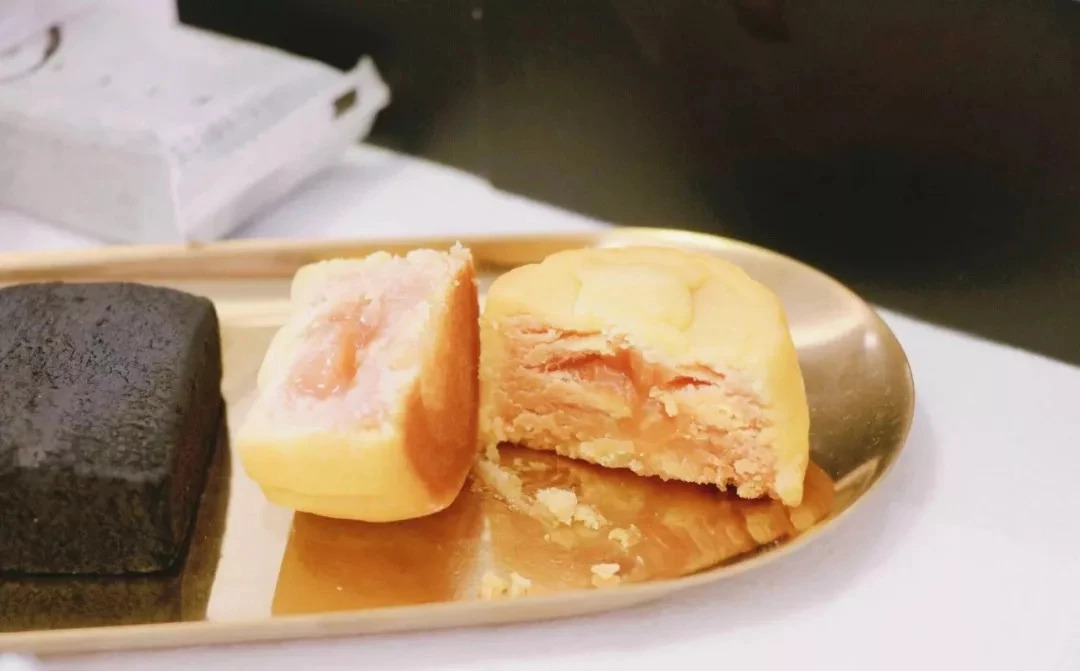 中秋月餅包裝設(shè)計(jì)，創(chuàng)意滿滿的包裝設(shè)計(jì)