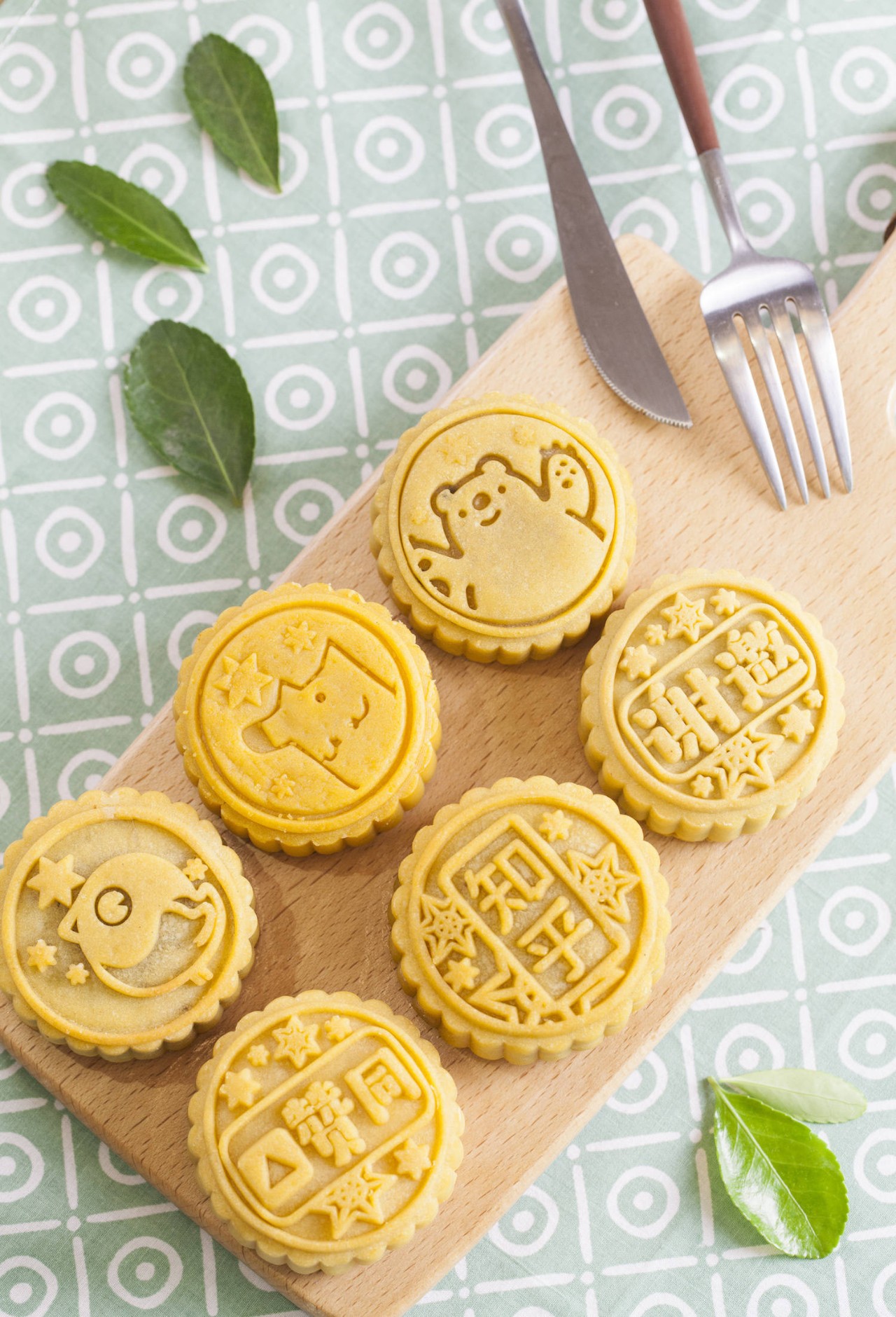 中秋月餅包裝設(shè)計(jì)，創(chuàng)意滿滿的包裝設(shè)計(jì)