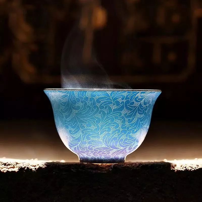 粉彩扒花工藝：細膩絕妙的陶瓷工藝！