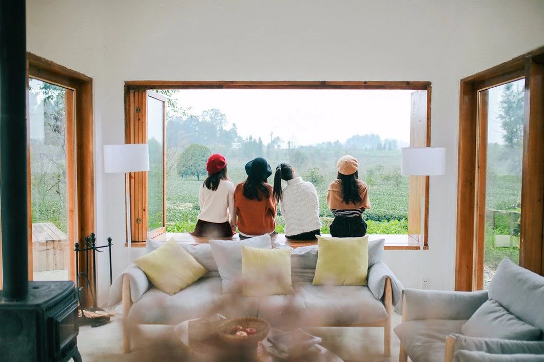 一所茶園里的民宿，過著鄉(xiāng)下悠閑愜意的日子