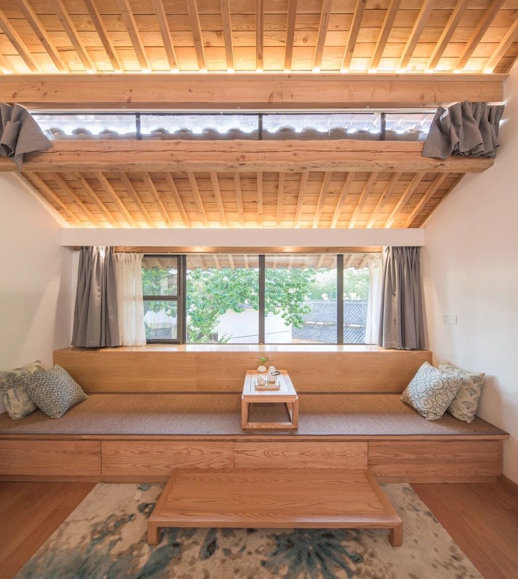 安吉·仁里息心廬，擁泉而居枕山而眠!