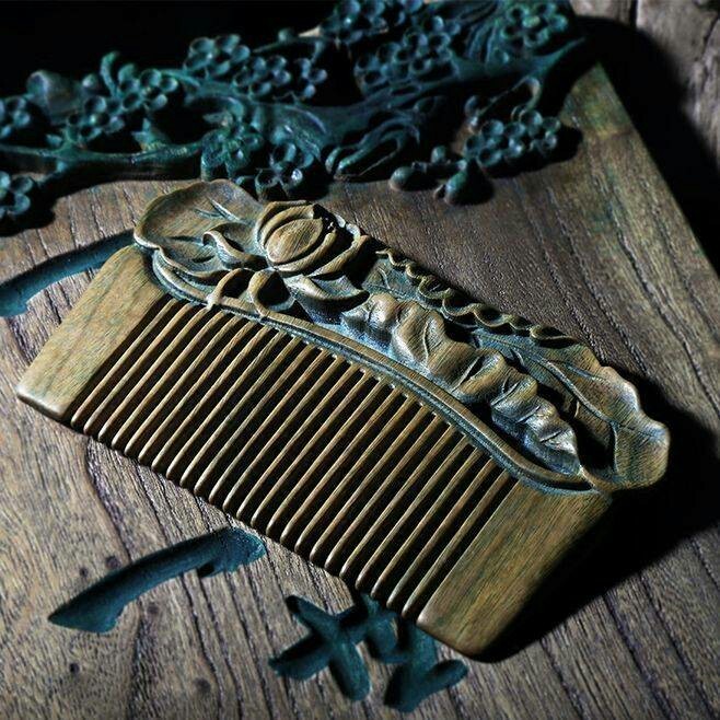 一組古風梳子飾品，品味古典韻味之美