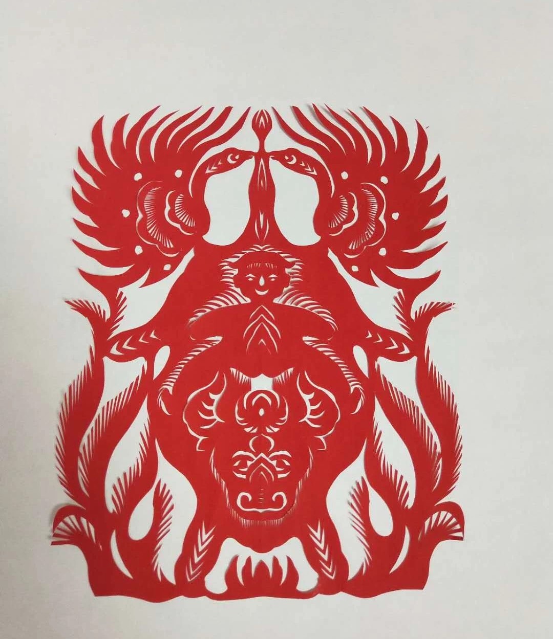 纖手巧剪妙生肖，韓春霞十二生肖剪紙作品