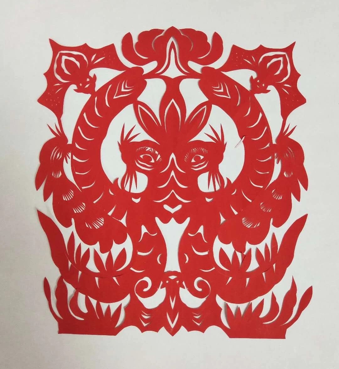 纖手巧剪妙生肖，韓春霞十二生肖剪紙作品