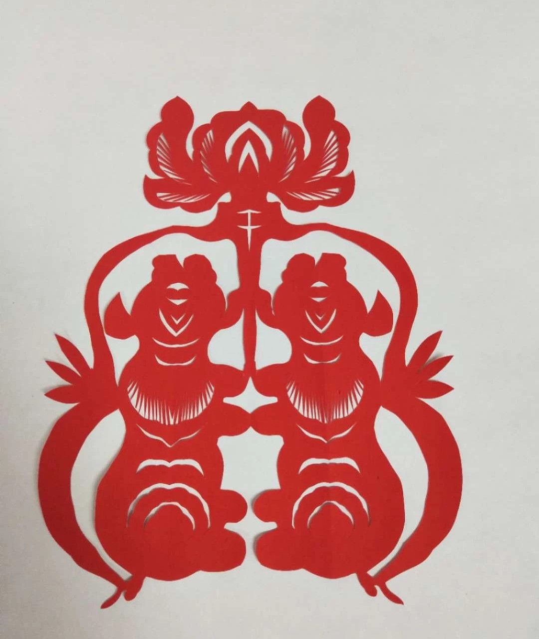纖手巧剪妙生肖，韓春霞十二生肖剪紙作品