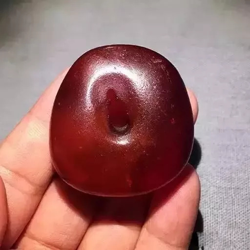 解析老蜜蠟的蠟質大全，帶你全面了解蜜蠟種類