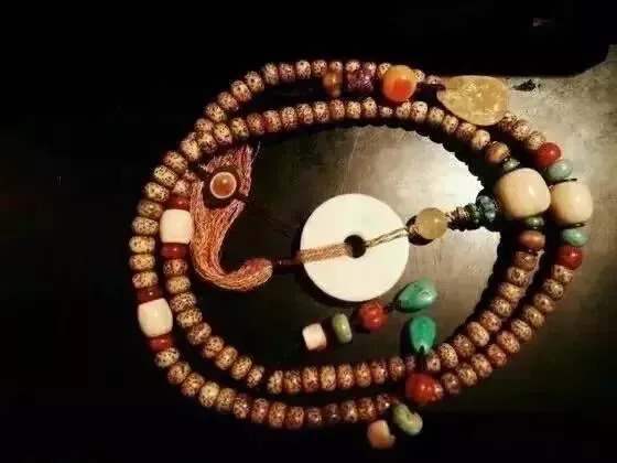 如何盤(pán)出包漿星月菩提？驚艷菩提包漿的全過(guò)程