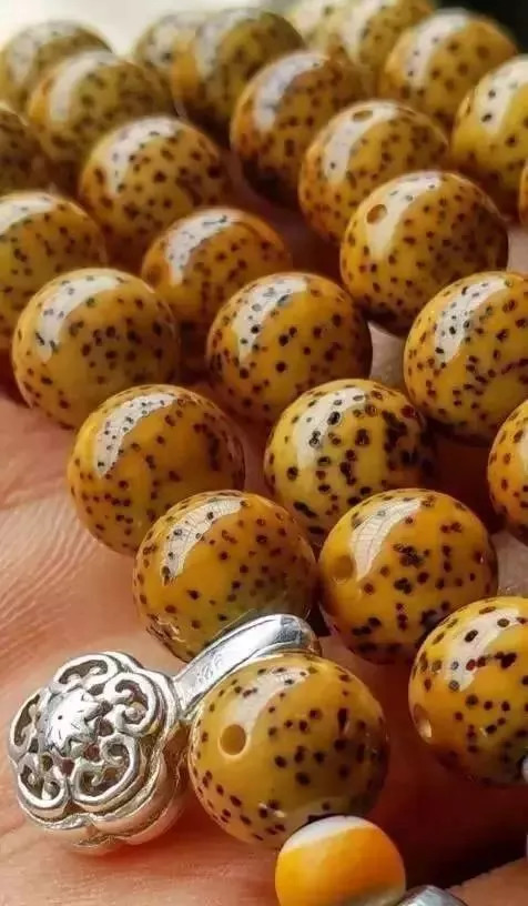 如何盤(pán)出包漿星月菩提？驚艷菩提包漿的全過(guò)程