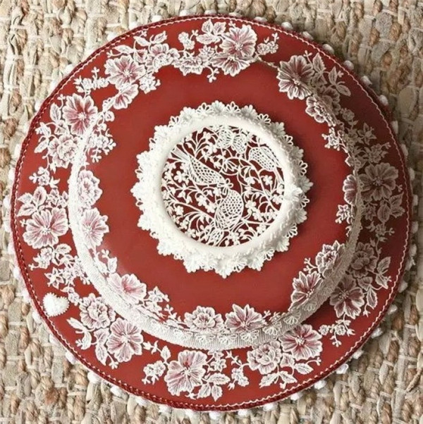 當(dāng)?shù)案庥錾霞壹褬肺膶W(xué)