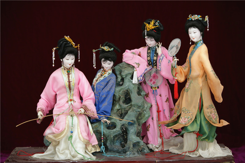 中國傳統(tǒng)工藝品，絹人