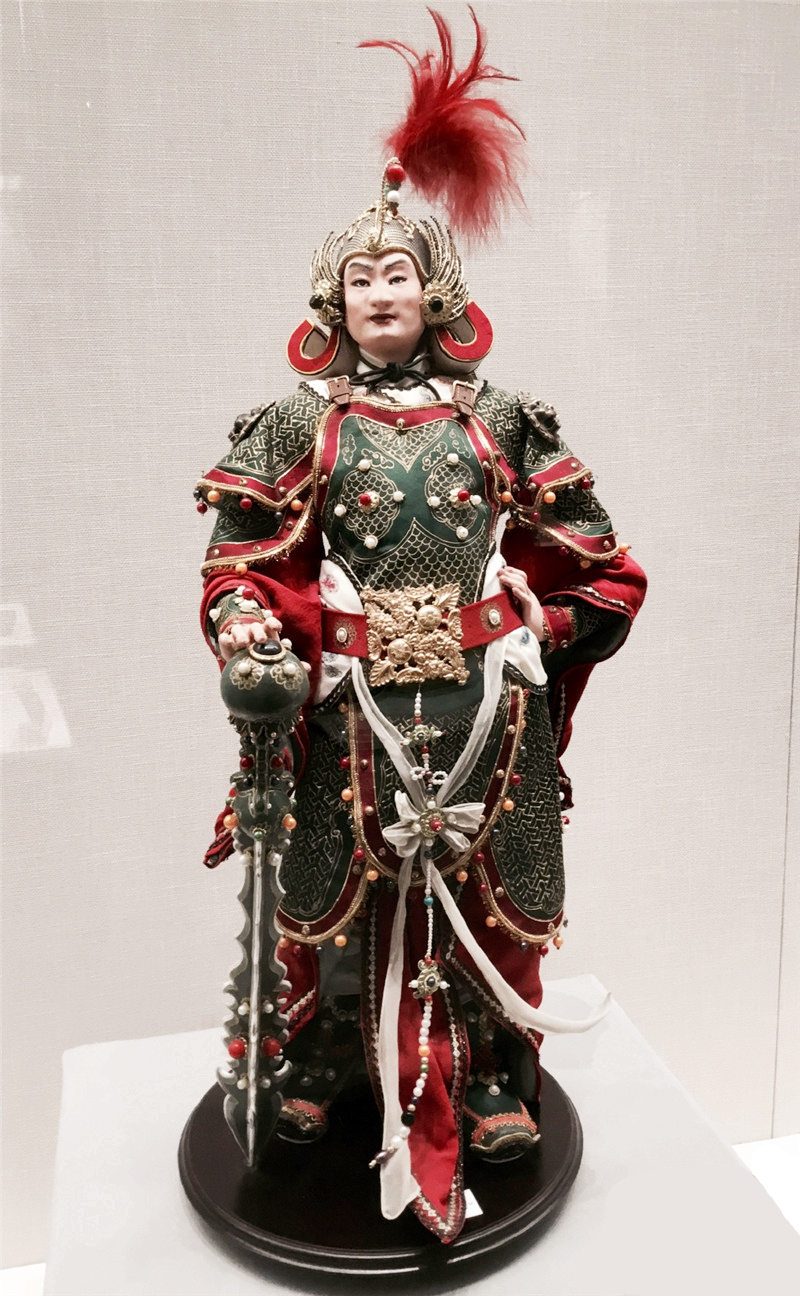 中國傳統(tǒng)工藝品，絹人