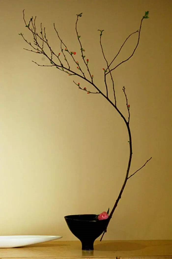 中式插花枯枝插花之美