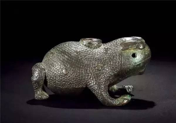 中國(guó)古代文房器物，硯滴