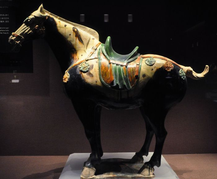 唐三彩造型特點馬與駱駝