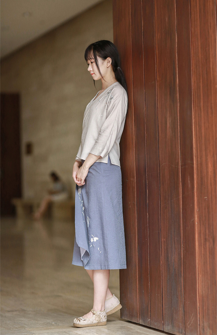 家佳樂文學(xué)設(shè)計(jì)刺繡漢元素交領(lǐng)棉麻上衣