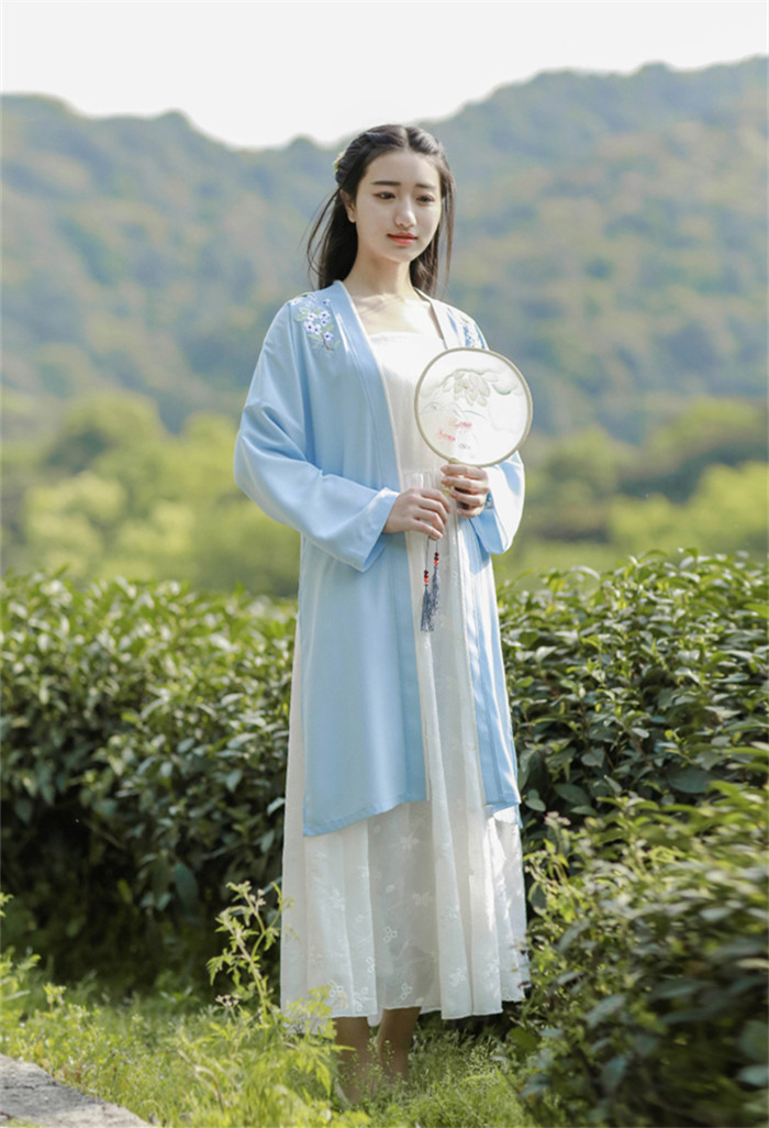  家佳樂文學(xué)設(shè)計(jì)刺繡漢元素長(zhǎng)款褙子