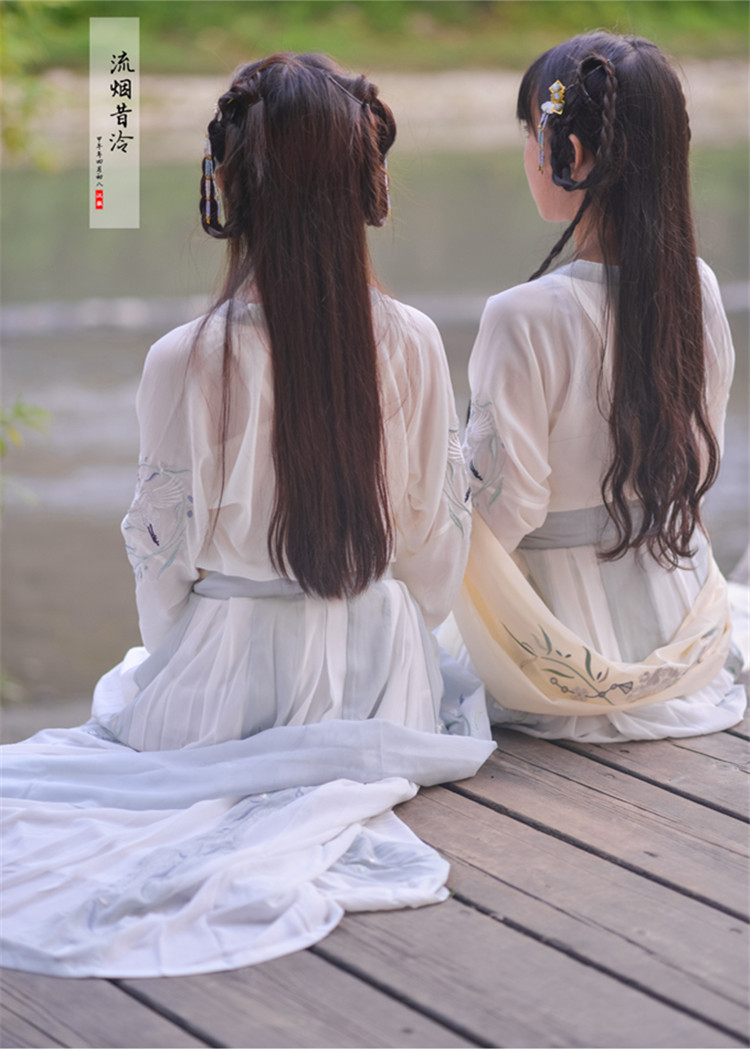 閨蜜日常漢服對襟襦裙—弱柳風(fēng)
