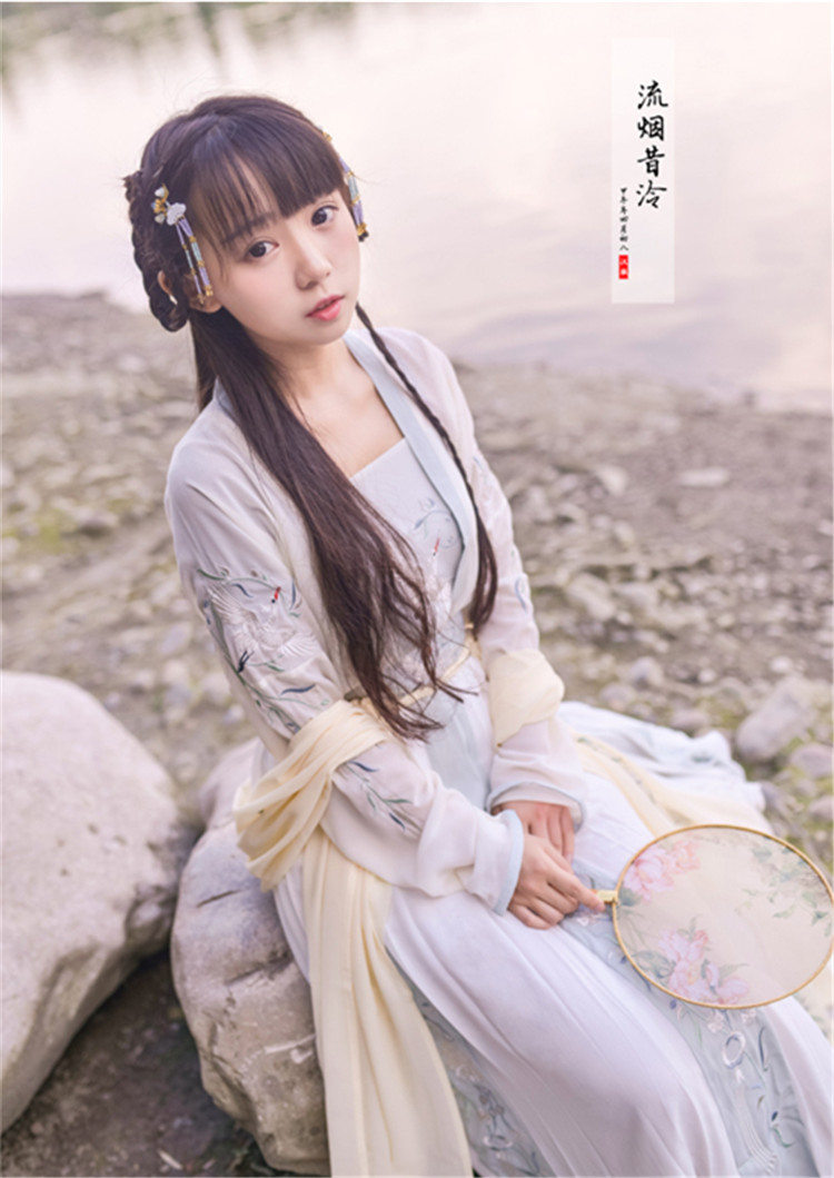 閨蜜日常漢服對襟襦裙—弱柳風(fēng)