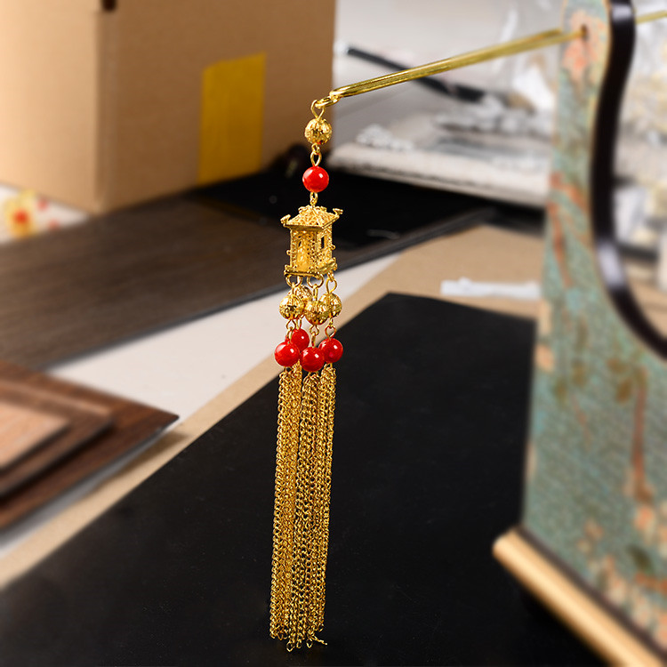 新娘中式金色流蘇發(fā)飾，古裝發(fā)梳步搖