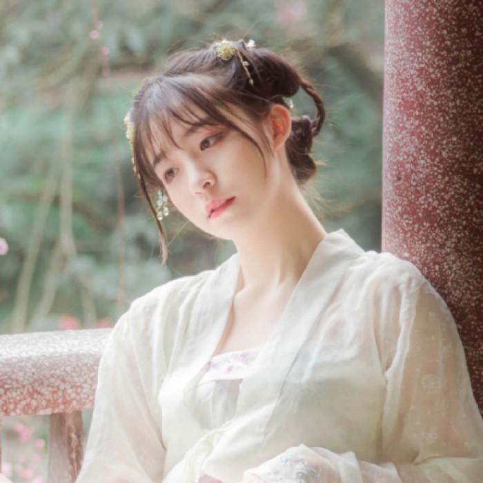 嬌俏女子古風(fēng)唯美頭像，淡掃峨眉真人女生頭像