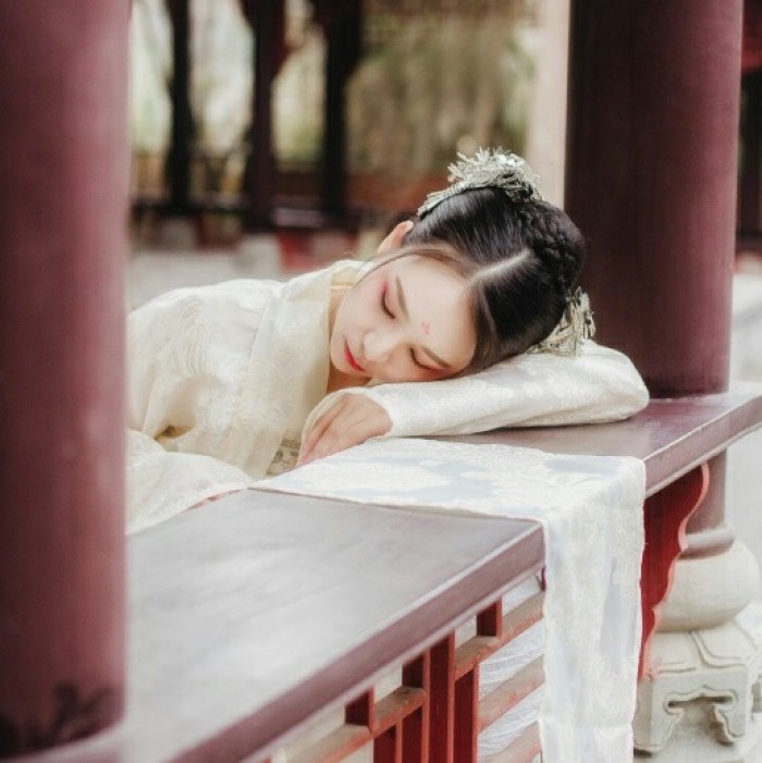 粉妝玉琢的女子古風(fēng)頭像，家佳樂文學(xué)女生頭像