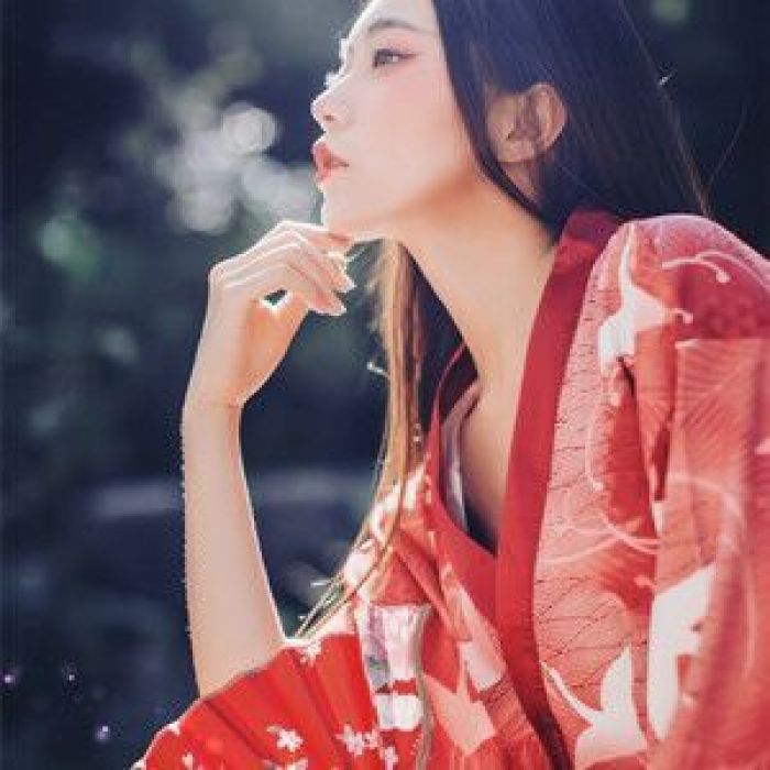 風(fēng)華灼灼古風(fēng)頭像，古裝真人女生頭像